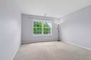 6084 Russell Dr, Hoffman Estates, IL 60192 - Photo 21