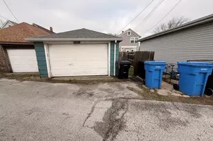 10003 S Exchange Ave, Chicago, IL 60617 - Photo 35