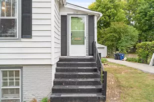 1235 Leon Pl, Evanston, IL 60201 - Photo 3