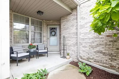 9051 Mansfield Drive, Tinley Park, IL 60487 - Photo 3