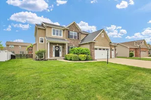205 Independence Dr, Savoy, IL 61874 - Photo 9