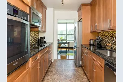 3550 N Lake Shore Drive #301, Chicago, IL 60657 - Photo 5