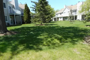1017 Brentwood Cir, Buffalo Grove, IL 60089 - Photo 5