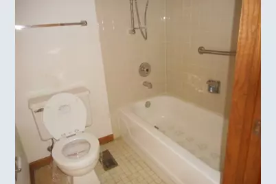 1017 Brentwood Circle, Buffalo Grove, IL 60089 - Photo 19