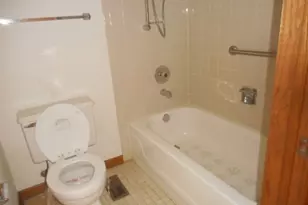 1017 Brentwood Cir, Buffalo Grove, IL 60089 - Photo 19
