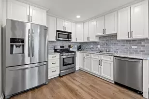 5832 Landcaster Cir, McHenry, IL 60050 - Photo 11