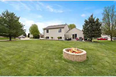 5832 Landcaster Circle, McHenry, IL 60050 - Photo 3