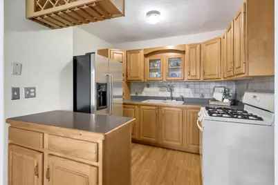 28553 W Treetop Road, Ingleside, IL 60041 - Photo 15