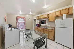 7219 S Wood St, Chicago, IL 60636 - Photo 7