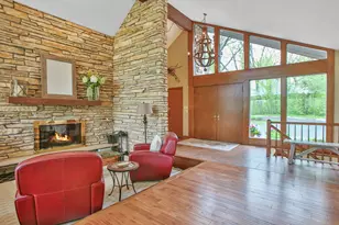 12304 N Ledges Dr, Roscoe, IL 61073 - Photo 11