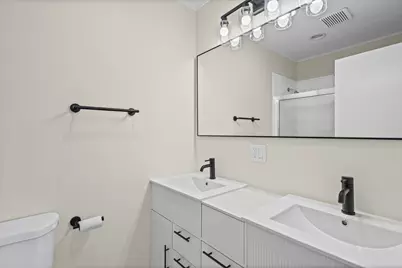 10381 Dearlove Road #2A, Glenview, IL 60025 - Photo 5