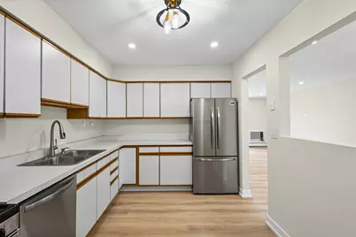 10381 Dearlove Road #2A, Glenview, IL 60025 - Photo 9