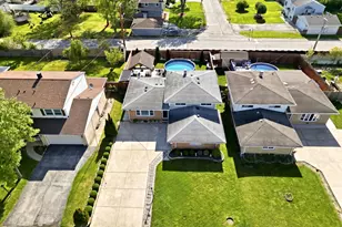 8525 Blueridge Ave, Hickory Hills, IL 60457 - Photo 29