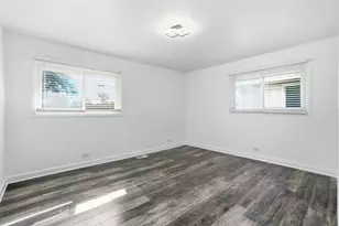 8525 Blueridge Ave, Hickory Hills, IL 60457 - Photo 15