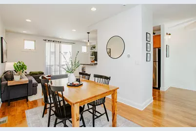 1504 W Pearson Street, Chicago, IL 60642 - Photo 9