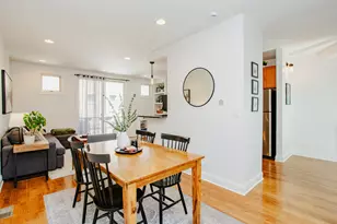 1504 W Pearson St, Chicago, IL 60642 - Photo 9