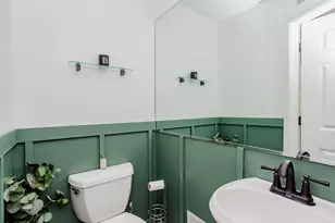 1504 W Pearson St, Chicago, IL 60642 - Photo 19