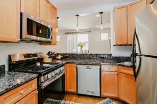 1504 W Pearson St, Chicago, IL 60642 - Photo 7