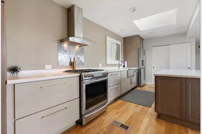 2331 N Elston Court, Chicago, IL 60614 - Photo 15