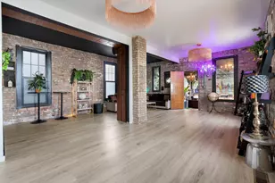 2331 N Elston Ct, Chicago, IL 60614 - Photo 11