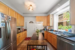 1319 W Fargo Ave, Chicago, IL 60626 - Photo 11