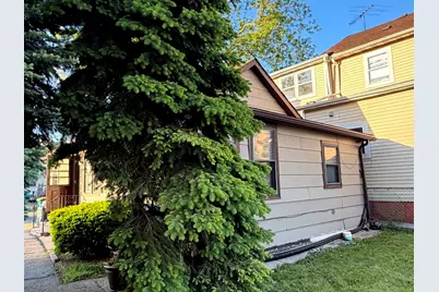 209 Ohio Street, Joliet, IL 60432 - Photo 3