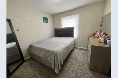 17501 Winston Drive, Country Club Hills, IL 60478 - Photo 11