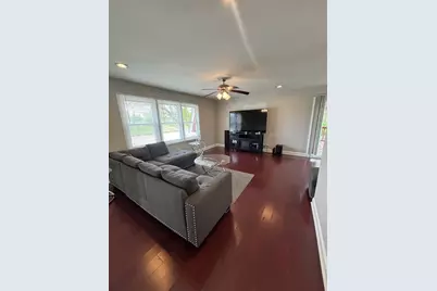 17501 Winston Drive, Country Club Hills, IL 60478 - Photo 3