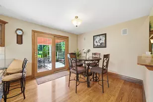 20W545 Moreland Ave, Addison, IL 60101 - Photo 7
