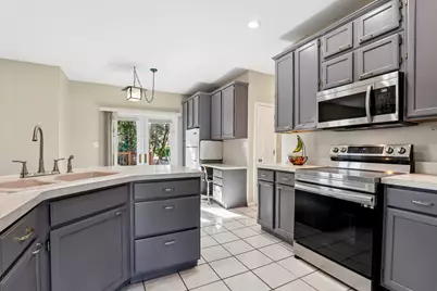 1004 Hamlet Road, Naperville, IL 60564 - Photo 7