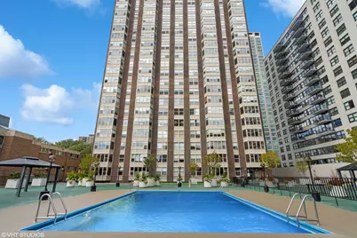 525 W Hawthorne Place #2407, Chicago, IL 60657 - Photo 29