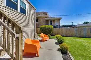 2934 N 77th Ct, Elmwood Park, IL 60707 - Photo 27