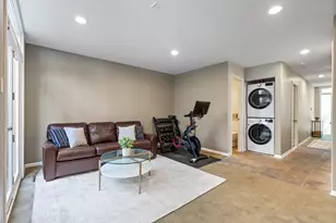 2740 N Janssen Ave, Chicago, IL 60614 - Photo 27
