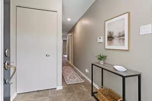 2740 N Janssen Ave, Chicago, IL 60614 - Photo 23