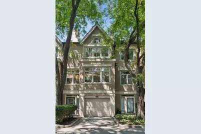 2740 N Janssen Avenue, Chicago, IL 60614 - Photo 1