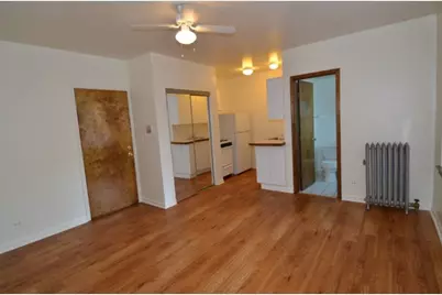 4241 N Kenmore Avenue #207, Chicago, IL 60613 - Photo 11