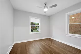7087 N McAlpin Ave, Chicago, IL 60646 - Photo 19