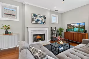 1041 N Leavitt St, Chicago, IL 60622 - Photo 3