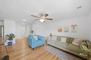 2501 W Bryn Mawr Ave, Chicago, IL 60659 - Photo 3