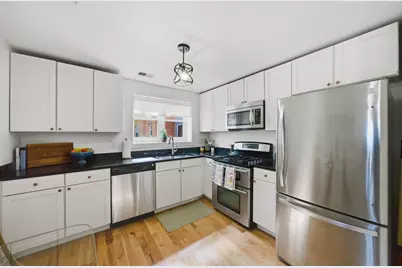 2501 W Bryn Mawr Avenue #308, Chicago, IL 60659 - Photo 5