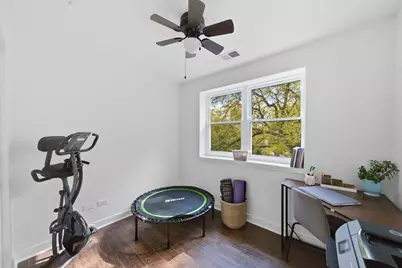 2501 W Bryn Mawr Avenue #308, Chicago, IL 60659 - Photo 9