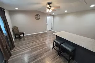 2705 S Broadway Ave, Salem, IL 62881 - Photo 19
