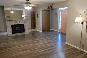 2705 S Broadway Ave, Salem, IL 62881 - Photo 9