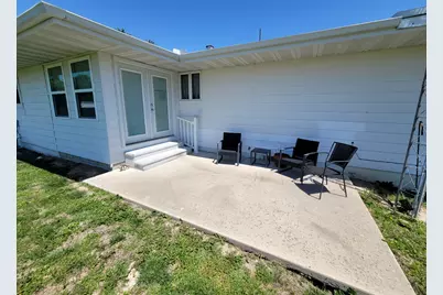 2705 S Broadway Avenue, Salem, IL 62881 - Photo 49