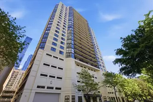 33 W Delaware Pl, Chicago, IL 60610 - Photo 1