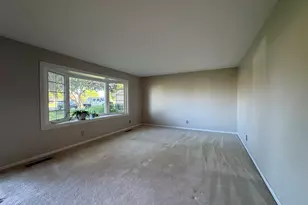 1496 W Lotus Ln, Kankakee, IL 60901 - Photo 3