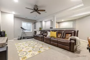 234 Belmont Dr, Lincolnshire, IL 60069 - Photo 21
