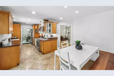 15460 W Wildwood Court, Libertyville, IL 60048 - Photo 11