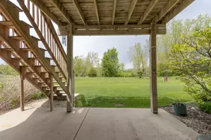 1340 Prairie View Pkwy, Cary, IL 60013 - Photo 23