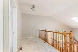 1340 Prairie View Pkwy, Cary, IL 60013 - Photo 13
